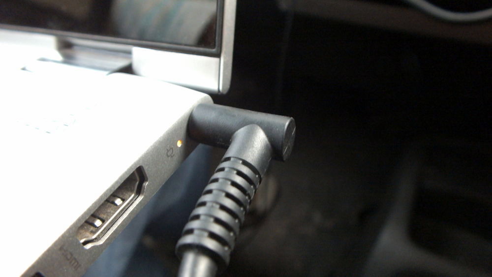 Intex DC-200 Car Interver(Charger) – Charging Laptop